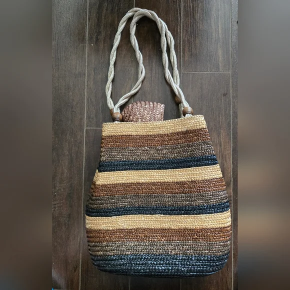 Striped Multicolor Whwatstraw Woven Tote Bag - Picture 5 of 9